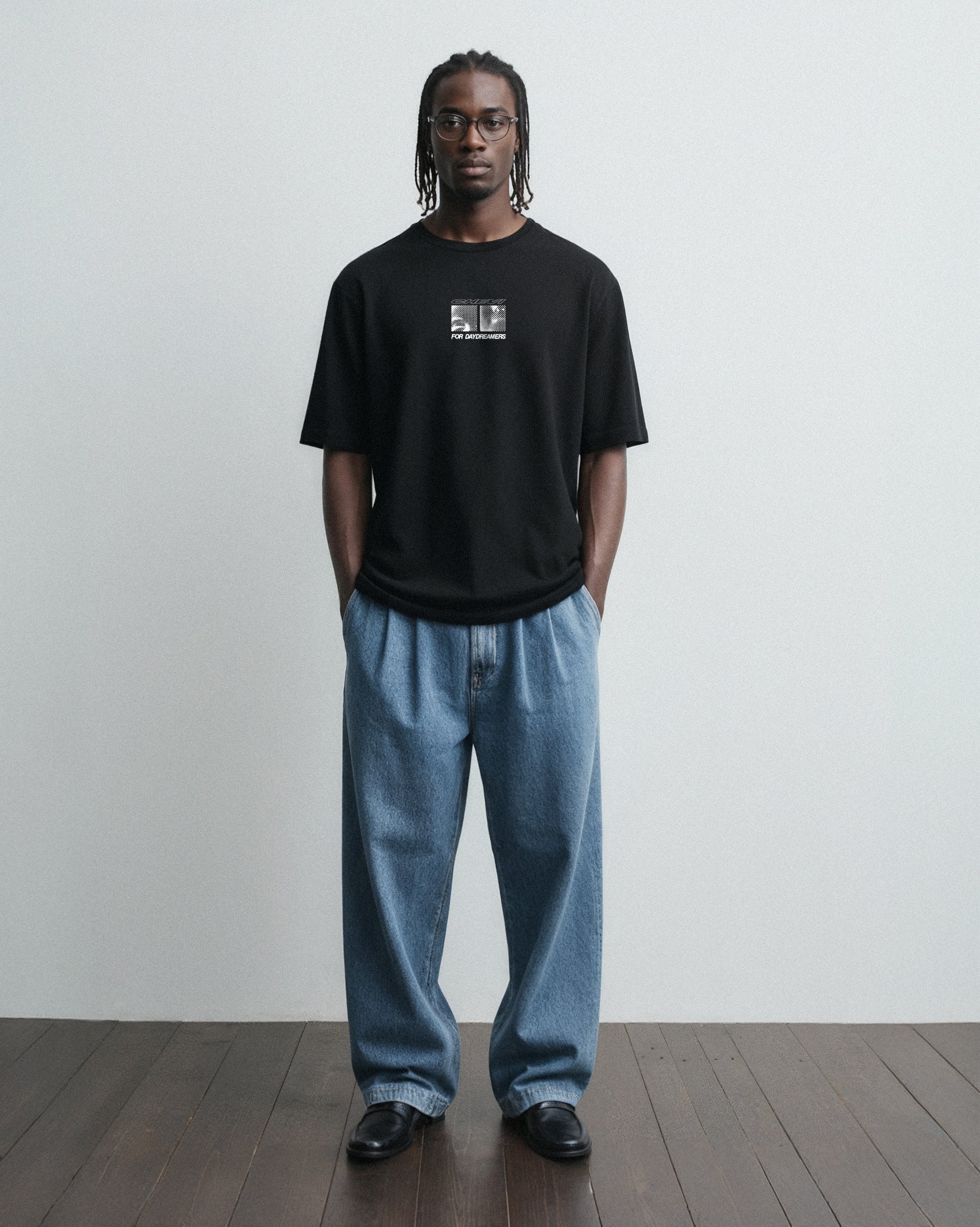 For Daydreamers Tee (Black)